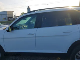 2021 Volkswagen Atlas SE z VIN 1V2WR2CA7MC595822, wystawiony jako IAAI lot #41957158 z przebiegiem 41 447 mil mil oraz . Historia ofert i sprzedaży dostępna na DreamBid. Obrazek 14.