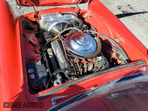 1995 Ford Thunderbird with VIN P5FH109847, listed as a Copart auction lot 77318454 with 98,161 mi miles and Salvage Title. Bid and sale history available at DreamBid. Image 11.