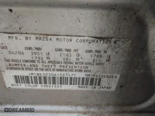 2006 Mazda Mazda3 s Grand Touring with VIN JM1BK323061527471, listed as a IAAI auction lot 41940389 with 1 mi miles. Bid and sale history available at carsss.com. Image 9.