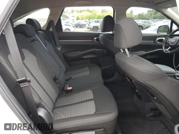 2022 Kia Sorento LX with VIN 5XYRGDLC1NG091524, listed as a Copart auction lot 56105715 with 37,943 mi miles and Salvage title. Bid and sale history available at DreamBid. Image 11.