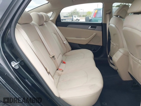 2016 Hyundai Sonata SE with VIN 5NPE24AFXGH401286, listed as a IAAI auction lot 41969686 with 134,592 mi miles and . Bid and sale history available at carsss.com. Image 8.