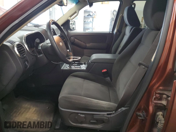 2010 Ford Explorer XLT with VIN 1FMEU7DE6AUA69323, listed as a Copart auction lot 84651344 with 189,507 mi miles and Non repairable. Bid and sale history available at DreamBid. Image 7.