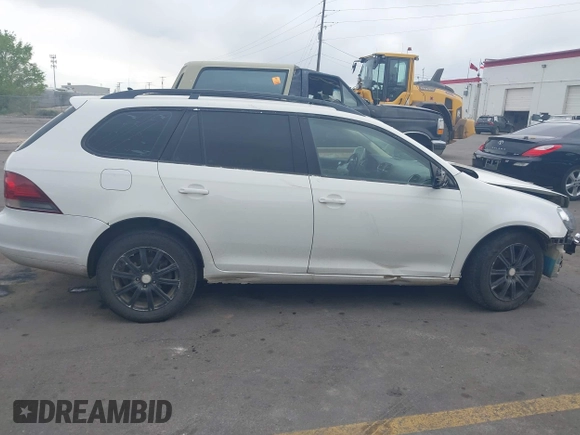 2010 Volkswagen Jetta TDI with VIN 3VWPL7AJ9AM662094, listed as a IAAI auction lot 42034372 with 287,463 mi miles and . Bid and sale history available at DreamBid. Image 14.