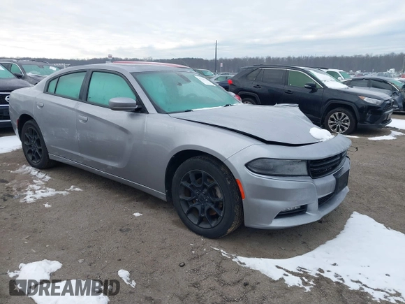2015 Dodge Charger SXT z VIN 2C3CDXJGXFH891493, wystawiony jako IAAI lot #41316110 z przebiegiem 161 281 mil mil oraz . Historia ofert i sprzedaży dostępna na DreamBid. Obrazek 1.