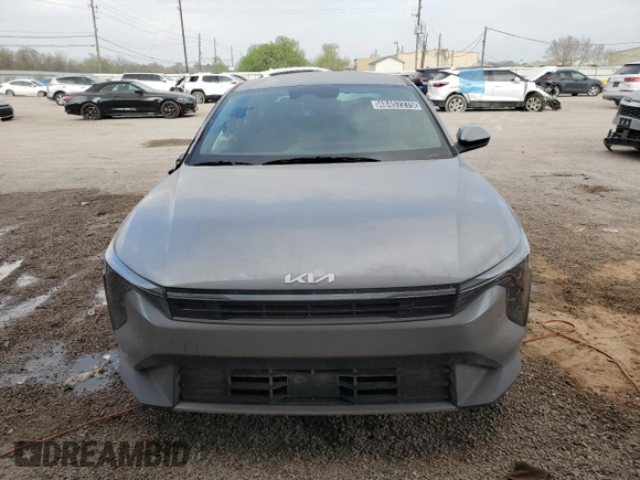 2025 Kia K4 EX with VIN 3KPFU4DE0SE030668, listed as a Copart auction lot 48457275 with 939 mi miles and Clean Title. Bid and sale history available at carsss.com. Image 5.