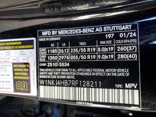 2024 Mercedes-Benz GLC with VIN W1NKJ4HB7RF128211, listed as a Copart auction lot 83117784 with 3,272 mi miles and Salvage Title. Bid and sale history available at carsss.com. Image 12.
