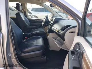 2015 Chrysler Town & Country Touring with VIN 2C4RC1BGXFR718037, listed as a IAAI auction lot 41670751 with 152,517 mi miles. Bid and sale history available at carsss.com. Image 5.
