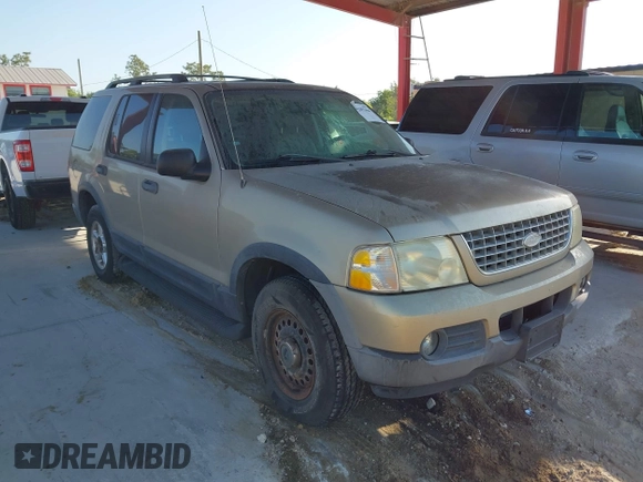 2003 Ford Explorer XLT with VIN 1FMZU73K63ZA27880, listed as a IAAI auction lot 42092466 with 185,070 mi miles and . Bid and sale history available at carsss.com. Image 1.