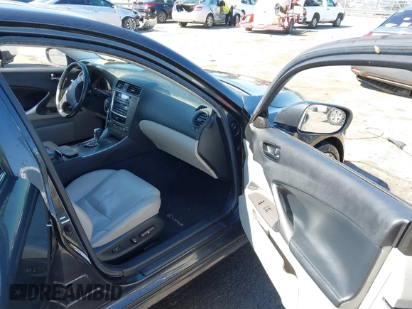 2009 Lexus IS 250 with VIN JTHBK262895094294, listed as a IAAI auction lot 41991777 with 245,673 mi miles. Bid and sale history available at carsss.com. Image 5.