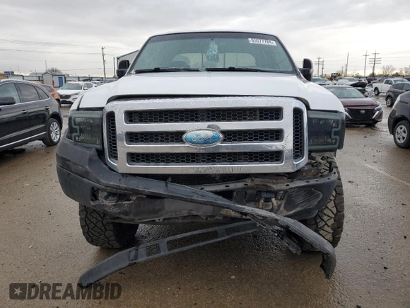 2005 Ford F-250 XL with VIN 1FTSW20P45ED38950, listed as a Copart auction lot 85577784 with 171,165 mi miles and Salvage Title. Bid and sale history available at DreamBid. Image 5.