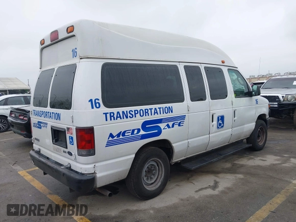 2009 Ford Econoline Cargo Commercial with VIN 1FTNE14W69DA00876, listed as a IAAI auction lot 41894062 with 400,622 mi miles and . Bid and sale history available at DreamBid. Image 4.