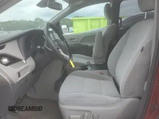 2018 Toyota Sienna LE Auto Access Seat with VIN 5TDKZ3DC8JS939030, listed as a Copart auction lot 60990575 with 78,809 mi miles and Salvage title. Bid and sale history available at DreamBid. Image 7.
