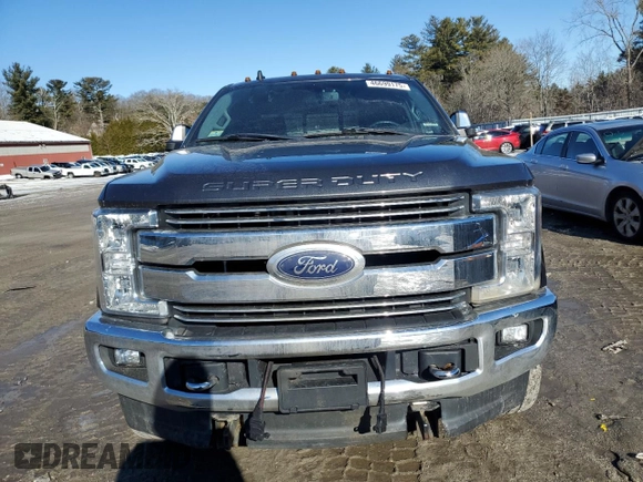 2019 Ford F-250 XL with VIN 1FT7X2B69KEC72415, listed as a Copart auction lot 46699175 with 103,036 mi miles and Salvage Title. Bid and sale history available at DreamBid. Image 5.