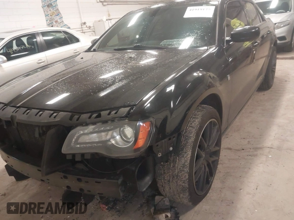 2014 Chrysler 300 with VIN 2C3CCAGG5EH312447, listed as a IAAI auction lot 41919175 with 191,449 mi miles. Bid and sale history available at carsss.com. Image 18.