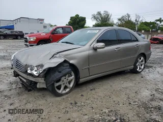 2007 Mercedes-Benz C 230 Sport z VIN WDBRF52H67E027057, wystawiony jako Copart lot #59568325 z przebiegiem 144 208 mil mil oraz Szkoda całkowita • Salvage title. Historia ofert i sprzedaży dostępna na DreamBid. Obrazek 1.