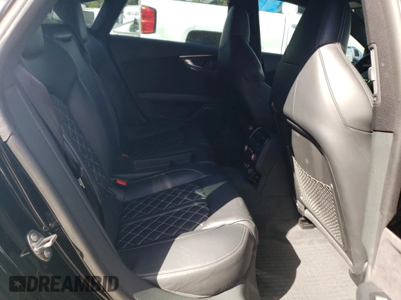 2018 Audi S7 Prestige z VIN WAU2FAFC1JN090694, wystawiony jako Copart lot #72414024 z przebiegiem 71 184 mil mil oraz Szkody całkowita. Historia ofert i sprzedaży dostępna na DreamBid. Obrazek 10.