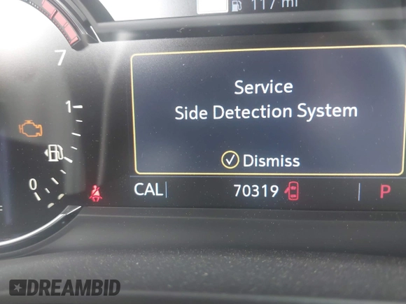 2020 Cadillac XT6 FWD Premium Luxury with VIN 1GYKPCRSXLZ105231, listed as a IAAI auction lot 42115169 with 70,319 mi miles. Bid and sale history available at carsss.com. Image 16.