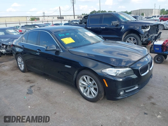 2016 BMW 5 Series 528i z VIN WBA5A5C52GG353507, wystawiony jako IAAI lot #42320879 z przebiegiem 126 893 mil mil oraz . Historia ofert i sprzedaży dostępna na DreamBid. Obrazek 1.