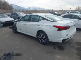 2022 Nissan Altima SV with VIN 1N4BL4DW5NN325216, listed as a IAAI auction lot 41460731 with 15,867 mi miles and . Bid and sale history available at DreamBid. Image 3.