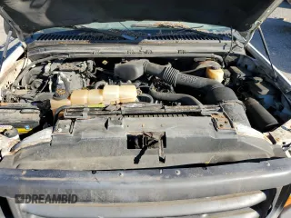 2001 Ford Super Duty F-250 XL with VIN 1FTNX21L31EC32313, listed as a Copart auction lot 68481624 with 131,581 mi miles and Clean Title. Bid and sale history available at carsss.com. Image 11.