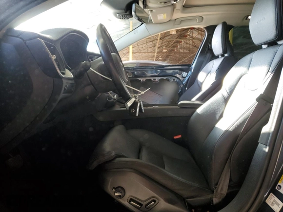 2019 Volvo S60 Inscription with VIN 7JRA22TL9KG015155, listed as a Copart auction lot 81944534 with 59,464 mi miles and Salvage Title. Bid and sale history available at carsss.com. Image 7.