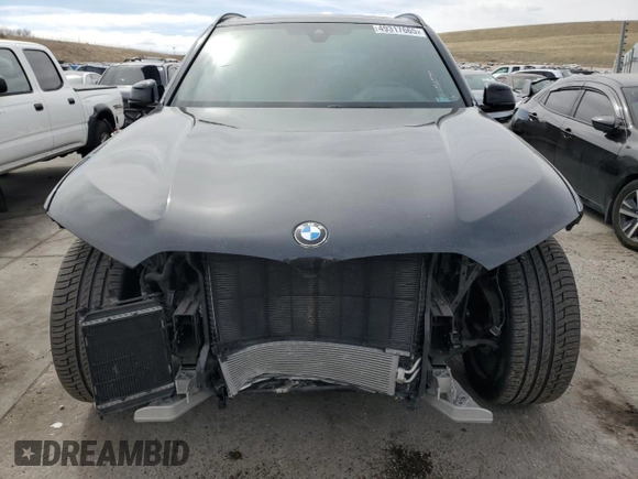 2021 BMW X5 xDrive40i with VIN 5UXCR6C05M9E56869, listed as a Copart auction lot 49317665 with 50,229 mi miles and Salvage title. Bid and sale history available at DreamBid. Image 5.