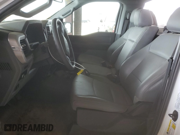 2022 Ford F-150 XL with VIN 1FTMF1CB4NKD23966, listed as a Copart auction lot 55717665 with 80,386 mi miles and Salvage title. Bid and sale history available at DreamBid. Image 7.