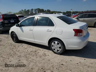 2009 Toyota Yaris z VIN JTDBT903X91338995, wystawiony jako Copart lot #50552035 z przebiegiem 133 279 mil mil oraz Tytuł czysty. Historia ofert i sprzedaży dostępna na DreamBid. Obrazek 2.