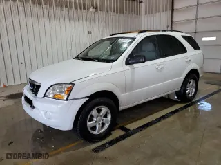 2009 Kia Sorento LX with VIN KNDJC735995873158, listed as a Copart auction lot 48394625 with 161,224 mi miles and Salvage Title. Bid and sale history available at carsss.com. Image 1.