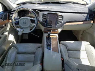 2016 Volvo XC90 T6 Inscription с VIN YV4A22PL1G1019300, выставлен на аукционе Copart как лот 57589395 с пробегом 86 637 миль миль и Списание • Salvage title. История ставок и продаж доступна на DreamBid. Изображение 8.
