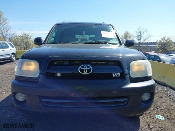 2007 Toyota Sequoia SR5 with VIN 5TDBT44A87S290070, listed as a IAAI auction lot 42069751 with 265,403 mi miles. Bid and sale history available at carsss.com. Image 12.