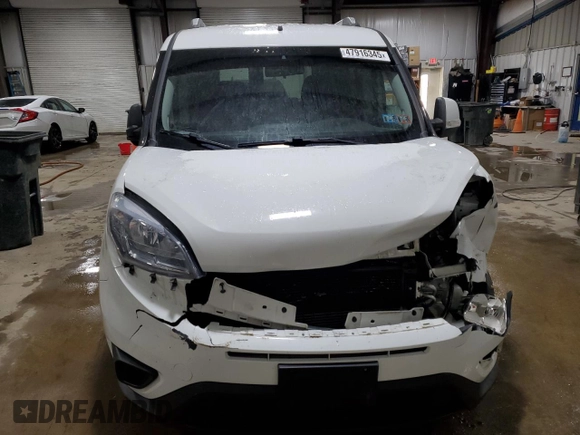 2016 Ram ProMaster City Cargo Tradesman SLT with VIN ZFBERFBT8G6B77060, listed as a Copart auction lot 47916345 with 94,480 mi miles and Salvage Title. Bid and sale history available at DreamBid. Image 5.