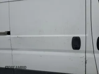 2018 Ram ProMaster Cargo with VIN 3C6URVJG2JE108281, listed as a Copart auction lot 44263195 with 210,691 mi miles and Clean Title. Bid and sale history available at carsss.com. Image 11.