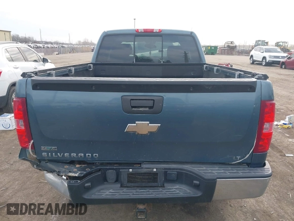 2010 Chevrolet Silverado 1500 LT with VIN 1GCSCSE09AZ206340, listed as a IAAI auction lot 41821309 with 190,720 mi miles and . Bid and sale history available at DreamBid. Image 15.