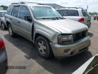 2002 Chevrolet TrailBlazer LS with VIN 1GNDS13S822194130, listed as a IAAI auction lot 42130711 with 196,938 mi miles and . Bid and sale history available at DreamBid. Image 1.