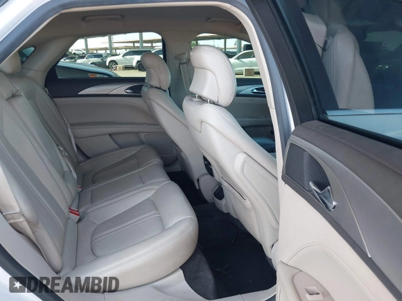2017 Lincoln MKZ Hybrid Premiere с VIN 3LN6L5KU7HR641362, выставлен на аукционе IAAI как лот 40598670 с пробегом 115 040 миль миль и . История ставок и продаж доступна на DreamBid. Изображение 8.