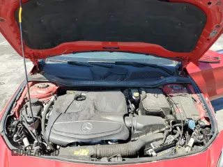 2019 Mercedes-Benz CLA 250 z VIN WDDSJ4EB7KN725677, wystawiony jako Copart lot #52457985 z przebiegiem 62 553 mil mil oraz Szkoda całkowita • Salvage title. Historia ofert i sprzedaży dostępna na DreamBid. Obrazek 12.
