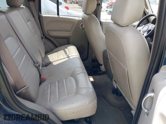 2004 Jeep Liberty Limited z VIN 1J4GL58K94W126122, wystawiony jako IAAI lot #42523825 z przebiegiem 168 579 mil mil oraz . Historia ofert i sprzedaży dostępna na DreamBid. Obrazek 8.