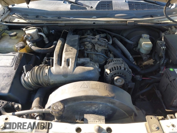 2006 GMC Envoy XL Denali with VIN 1GKES66M566159202, listed as a IAAI auction lot 41988276 with 293,983 mi miles. Bid and sale history available at carsss.com. Image 10.