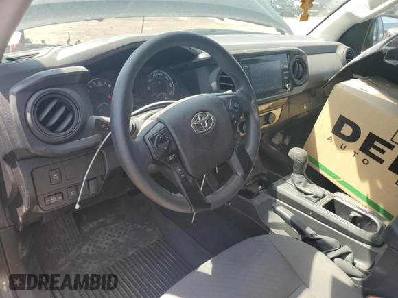 2023 Toyota Tacoma SR z VIN 3TMCZ5AN7PM539586, wystawiony jako Copart lot #54017335 z przebiegiem 12 417 mil mil oraz Czysty tytuł • Clean title. Historia ofert i sprzedaży dostępna na DreamBid. Obrazek 8.