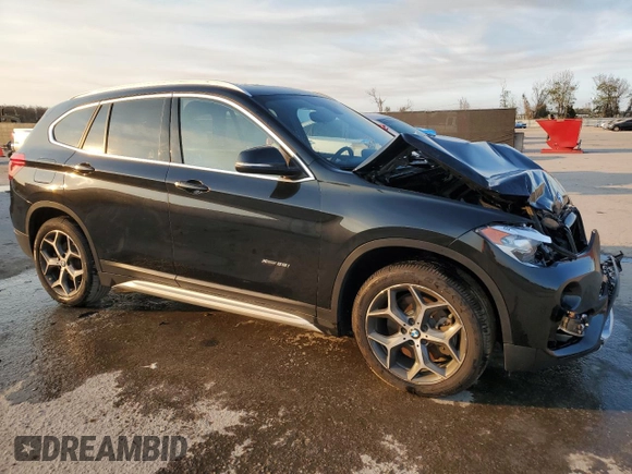 2018 BMW X1 xDrive28i with VIN WBXHT3C30J5K23793, listed as a Copart auction lot 42944555 with 72,250 mi miles and Salvage Title. Bid and sale history available at carsss.com. Image 4.