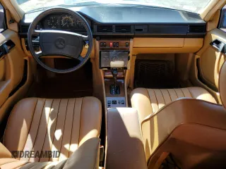 1986 Mercedes-Benz 300 with VIN WDBEA30D5GA179467, listed as a Copart auction lot 77548064 with 149,840 mi miles and Salvage Title. Bid and sale history available at carsss.com. Image 8.