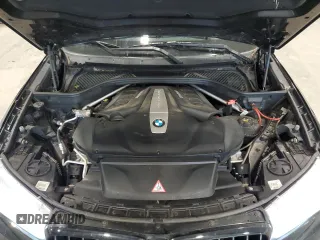 2016 BMW X5 xDrive50i z VIN 5UXKR6C58G0J83648, wystawiony jako Copart lot #58219015 z przebiegiem 96 254 mil mil oraz Szkoda całkowita • Salvage title. Historia ofert i sprzedaży dostępna na DreamBid. Obrazek 12.