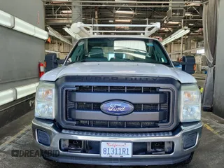 2015 Ford F-250 XLT with VIN 1FT7X2AT2FEB61007, listed as a IAAI auction lot 42663794 with 303,185 mi miles and . Bid and sale history available at DreamBid. Image 8.