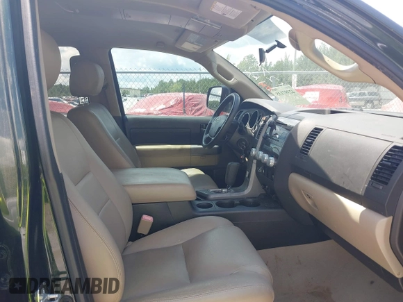 2010 Toyota Tundra z VIN 5TFRM5F19AX001732, wystawiony jako IAAI lot #42397135 z przebiegiem 191 780 mil mil oraz . Historia ofert i sprzedaży dostępna na DreamBid. Obrazek 5.