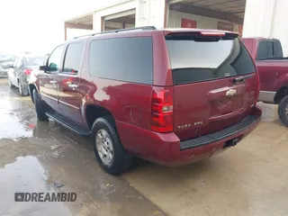 2008 Chevrolet Suburban 2LT with VIN 3GNFK16308G293344, listed as a IAAI auction lot 41713960 with 187,907 mi miles and . Bid and sale history available at DreamBid. Image 3.