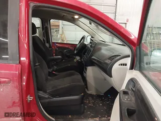 2012 Dodge Grand Caravan SE with VIN 2C4RDGBG7CR288009, listed as a IAAI auction lot 41557118 with 223,287 mi miles. Bid and sale history available at carsss.com. Image 5.