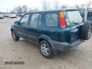 1998 Honda CR-V LX with VIN JHLRD184XWC035146, listed as a IAAI auction lot 41942656 with 261,767 mi miles. Bid and sale history available at carsss.com. Image 3.