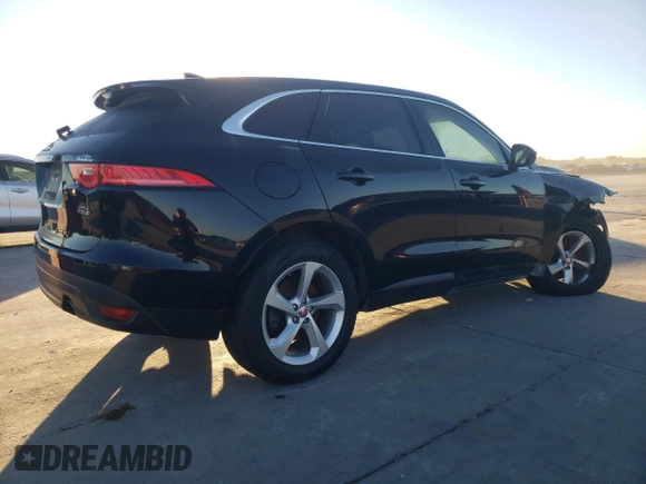 2020 Jaguar F-Pace 25t z VIN SADCS2FX1LA640681, wystawiony jako Copart lot #80863284 z przebiegiem 80 337 mil mil oraz Czysty tytuł • Clean title. Historia ofert i sprzedaży dostępna na DreamBid. Obrazek 3.
