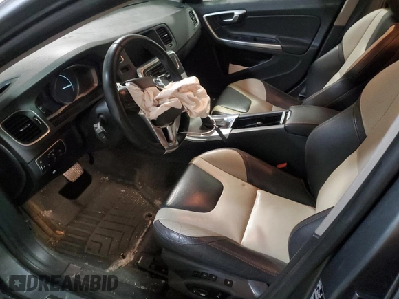 2017 Volvo V60 z VIN YV440MWK5H1025139, wystawiony jako Copart lot #42007303 z przebiegiem 137 448 mil mil oraz . Historia ofert i sprzedaży dostępna na DreamBid. Obrazek 7.